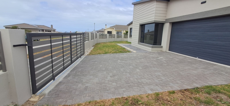 3 Bedroom Property for Sale in Fountains Estate Eastern Cape